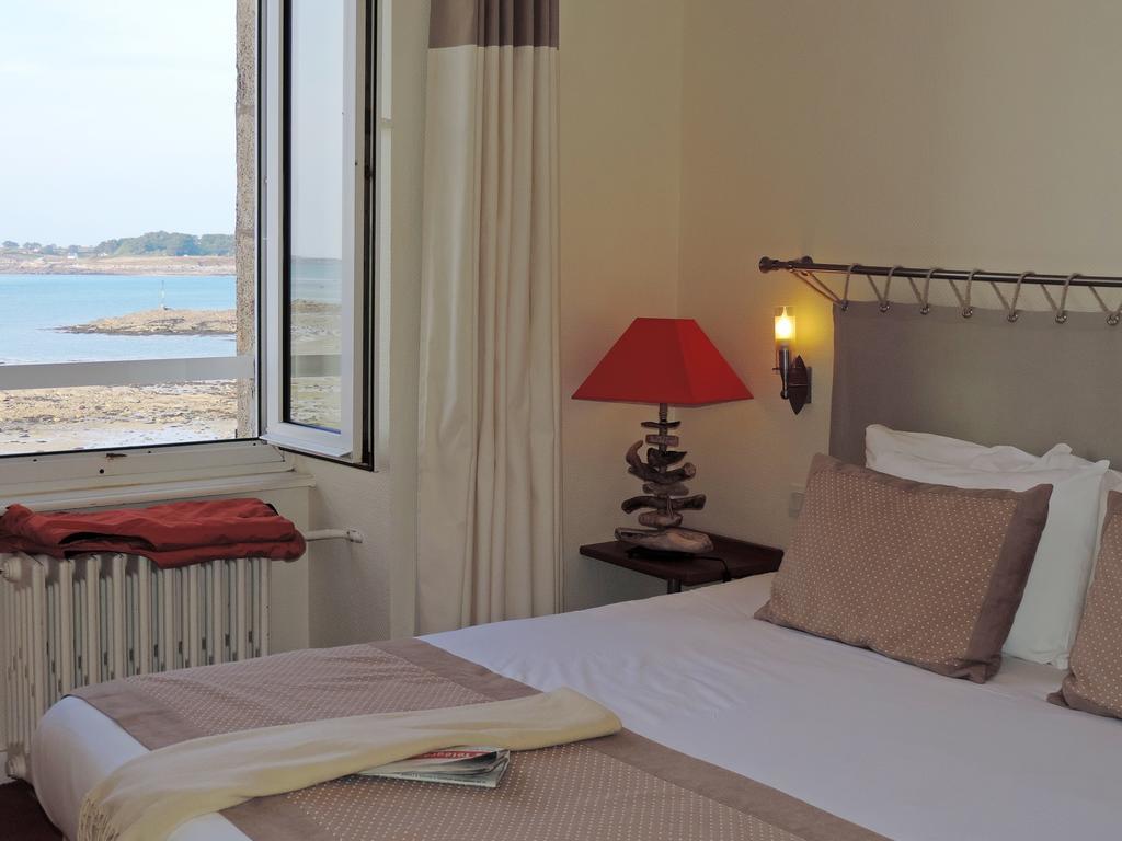 Hotel Aux Tamaris - Vue Mer Roscoff Room photo